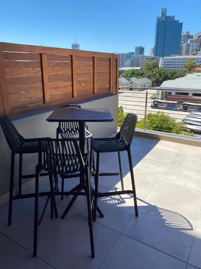 Modern Apartment In The Docklands, De Waterkant, Cape Town Stunning Views, Gorgeous Pool Deck Exterior foto